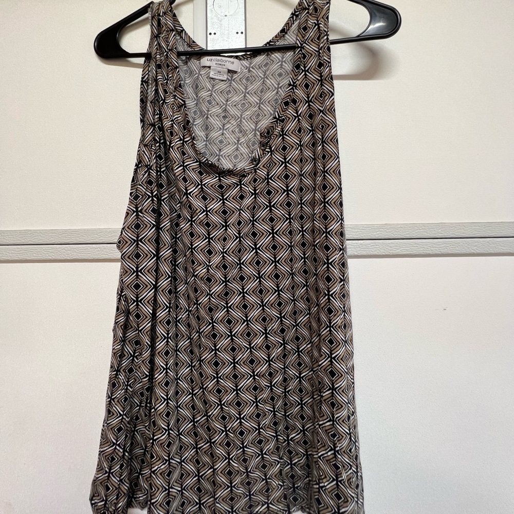 Women’s 3X top